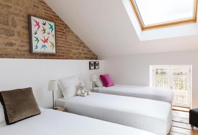 Chambre Familiale, Hôtel Le Clos Du Colombier 1817 Vignes & Spa