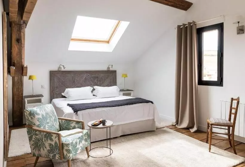 Chambre Familiale, Hôtel Le Clos Du Colombier 1817 Vignes & Spa