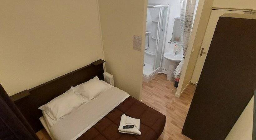 Номер Стандарт, Hôtel Le Paris Brest