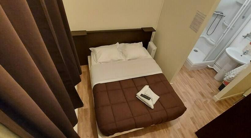 Номер Стандарт, Hôtel Le Paris Brest