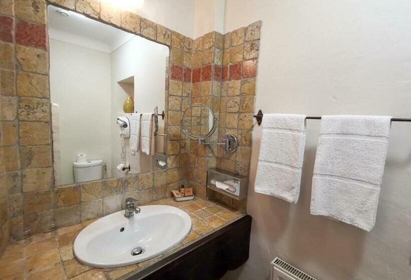 חדר סטנדרט, Hôtel Sous Les Figuiers   Piscine, Parking, Centre Ville