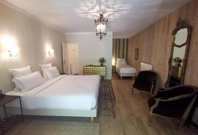 Номер Стандарт с Террасой, Hôtel Sous Les Figuiers   Piscine, Parking, Centre Ville