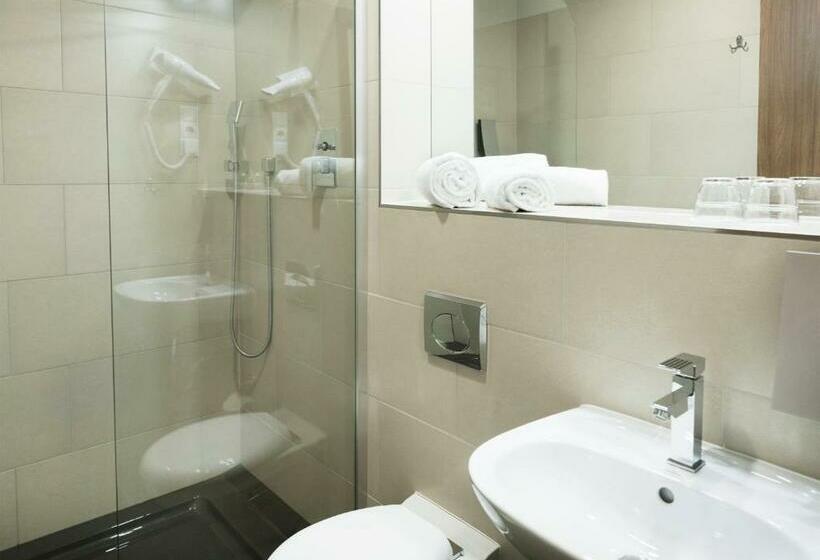اتاق استاندارد, B&b Hotel Berlin Adlershof