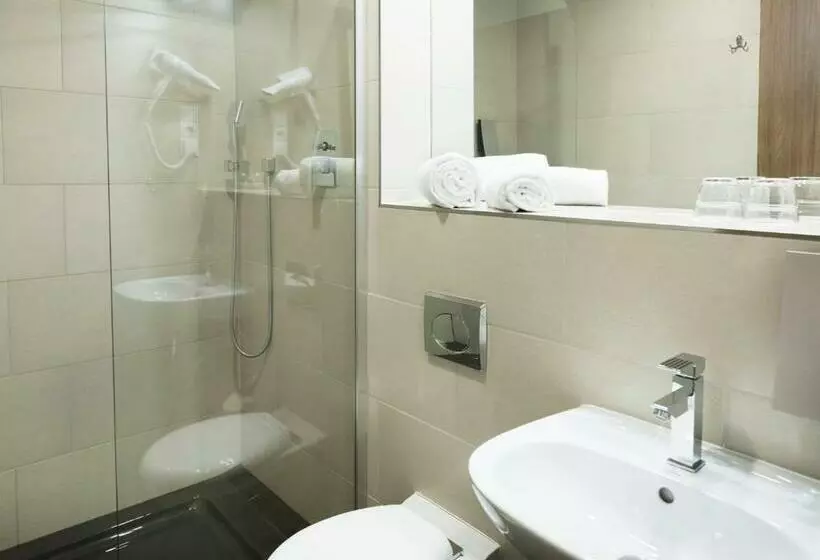 اتاق استاندارد, B&b Hotel Berlin Adlershof
