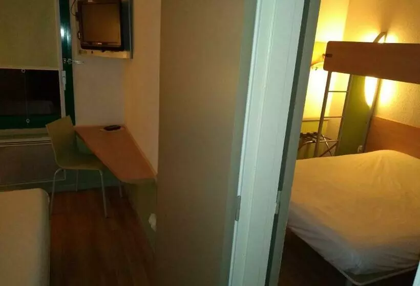 اتاق خانوادگی, Inn Design Laon