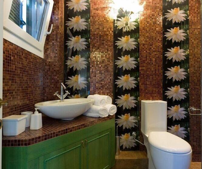 Superior Suite Sea View, Irida Boutique