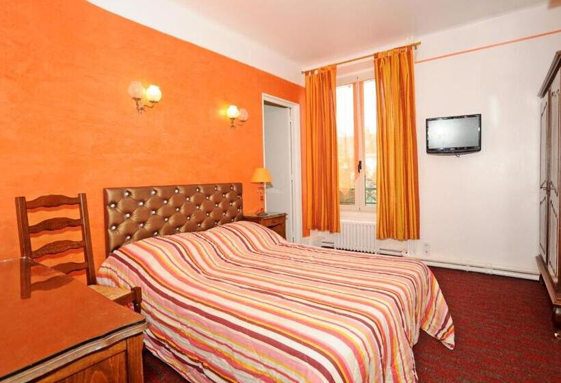 4인용 스탠다드 룸, La Tour