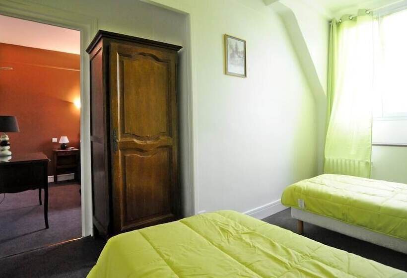 4인용 스탠다드 룸, La Tour