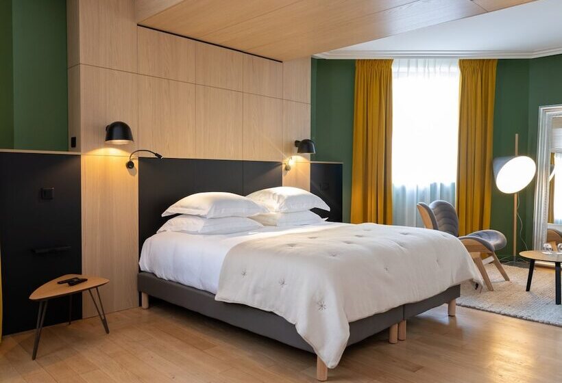 جناح جونيور, Le Château De Beaulieu