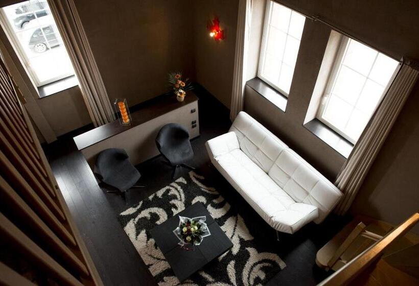 جناح برستيج, Le Domaine Des Lys