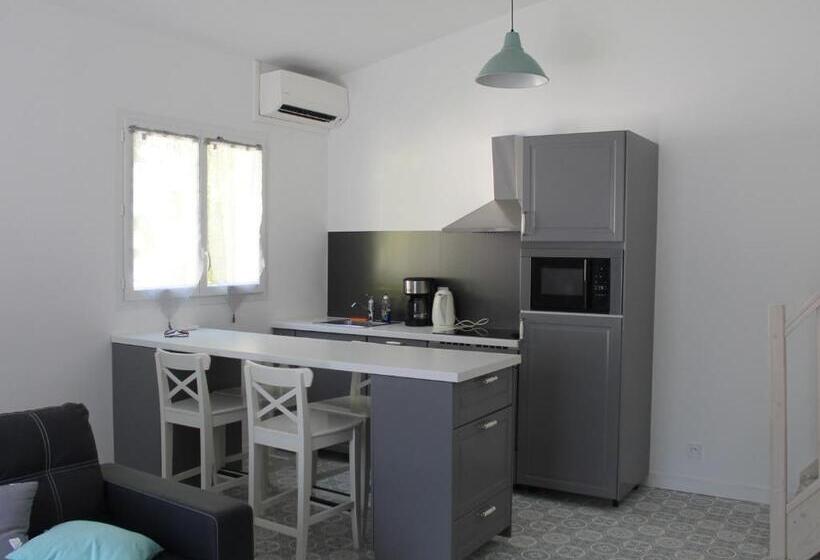 דירת חדר, Le Patio