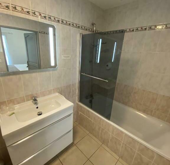 经典家庭房间, Logis Hôtel L Oliveraie