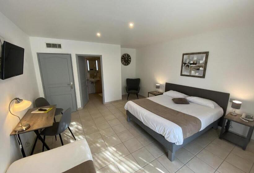 适合残疾人使用的标准间, Logis Hôtel L Oliveraie