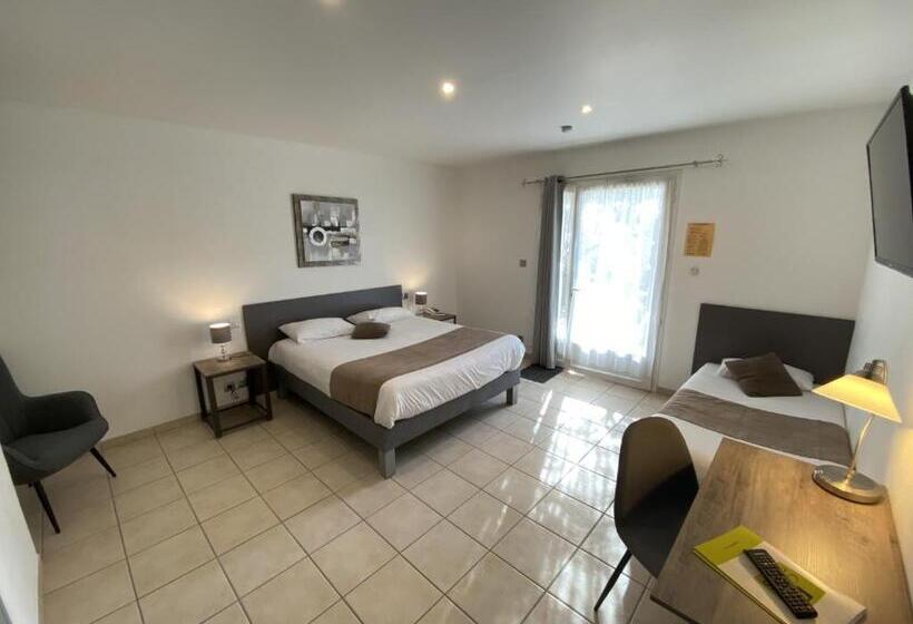 适合残疾人使用的标准间, Logis Hôtel L Oliveraie