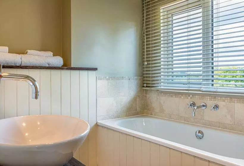 スーペリアトリプルルーム, Lorne House Bed & Breakfast
