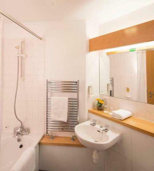 Номер Стандарт, Madingley Hall