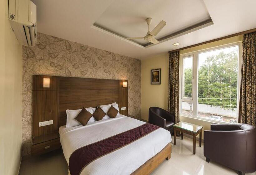 豪华房间, National Residency