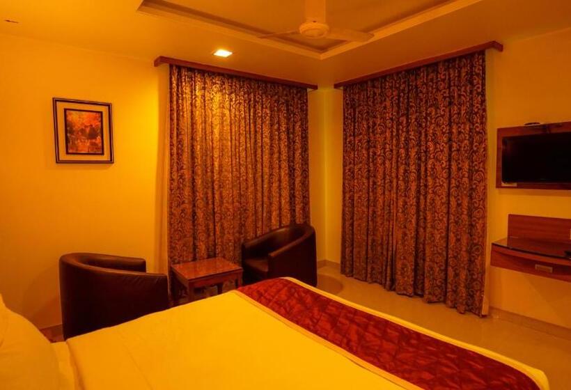 豪华房间, National Residency