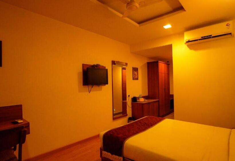 标准间, National Residency