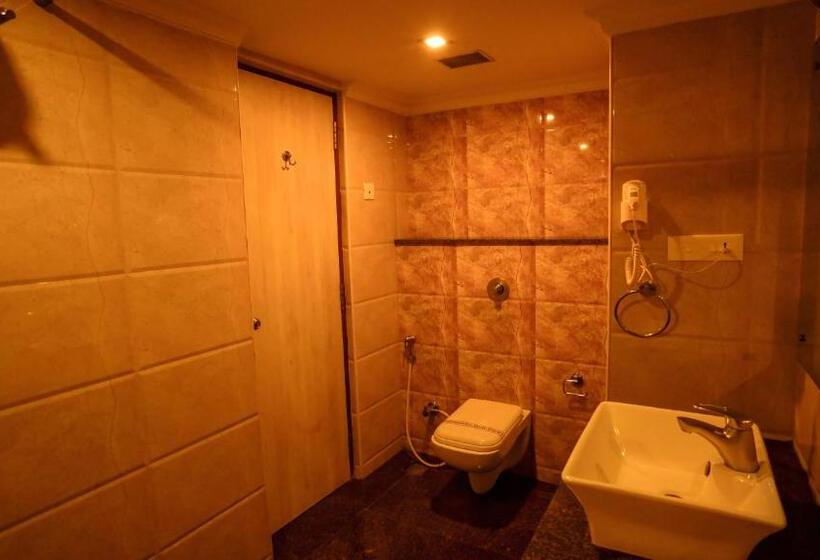 豪华房间, National Residency