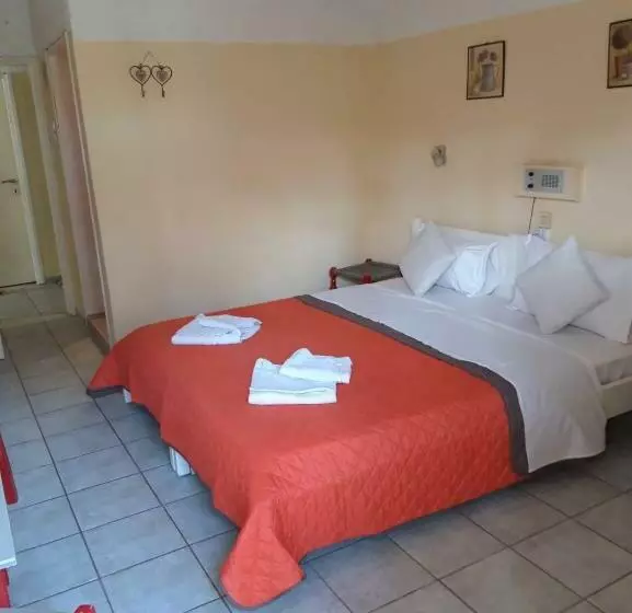 Chambre Standard, Neos Matala