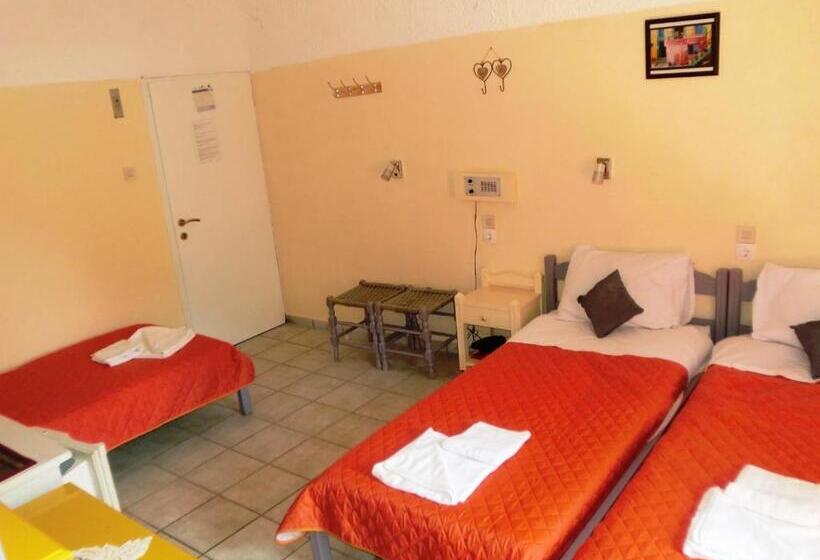 Standard Kolmen Hengen Huone, Neos Matala