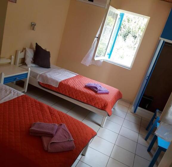 Standard-bungalow 2 Makuuhuonetta, Neos Matala