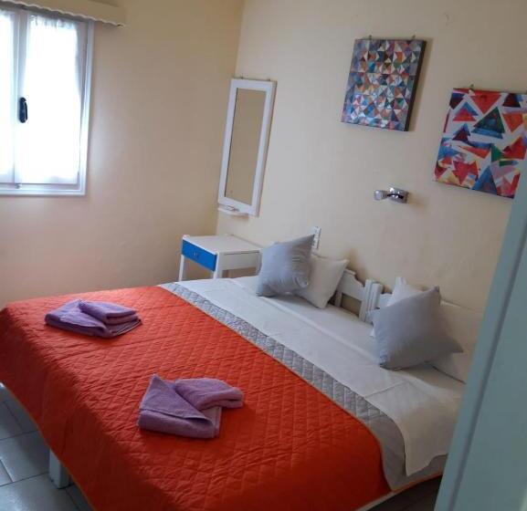 Standard-bungalow 2 Makuuhuonetta, Neos Matala