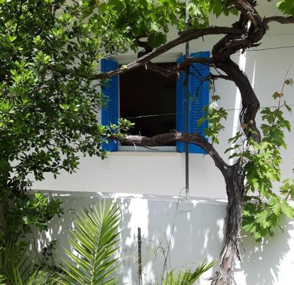 Standard-bungalow 2 Makuuhuonetta, Neos Matala