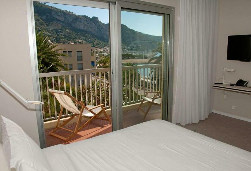 اتاق سوپریور با بالکن, Palm Garavan