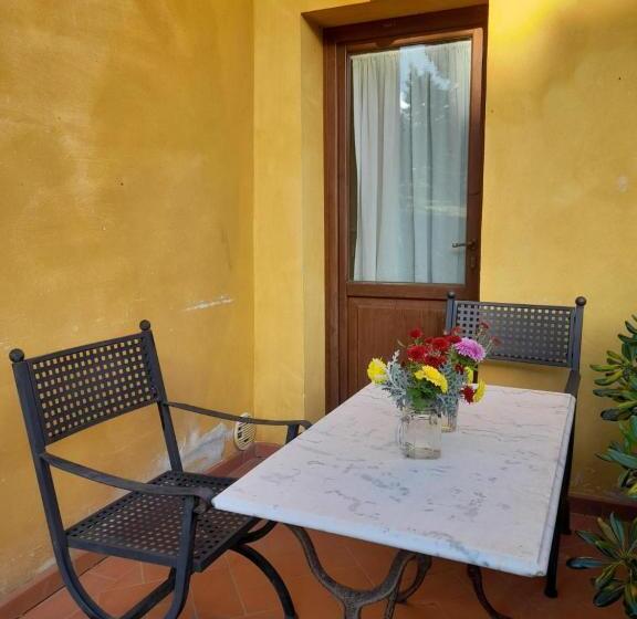 سوییت جونیور با چشمانداز استخر, Podere Dell'anselmo