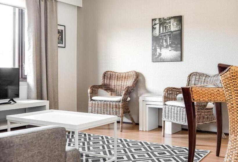 شقة 3 غرف, Pohjankievari