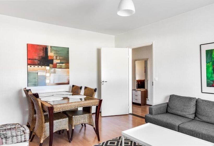 شقة 3 غرف, Pohjankievari