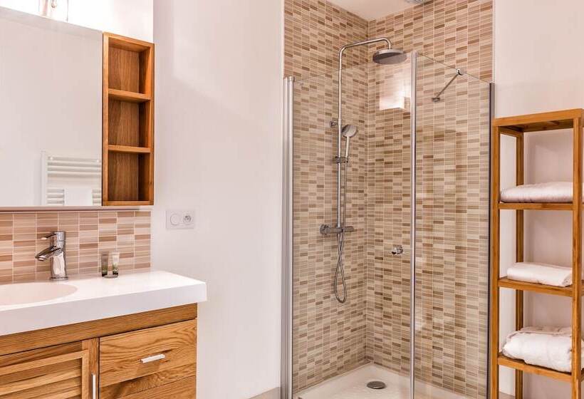 ダブルベッドのスタンダードスタジオ, Resid Spa Loire & Sevre