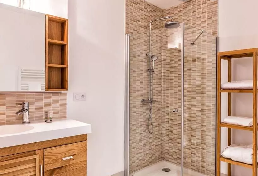 ダブルベッドのスタンダードスタジオ, Resid Spa Loire & Sevre