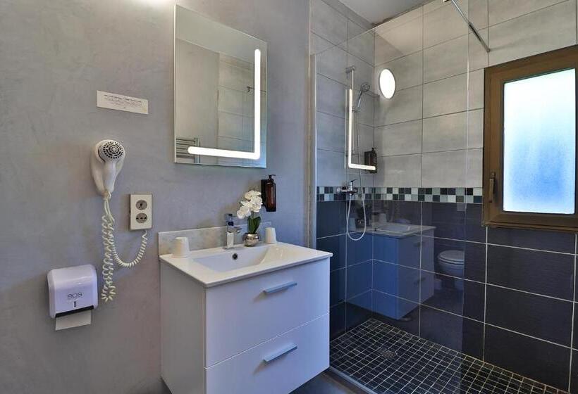 스탠다드 룸, & Restaurant Perla Riviera