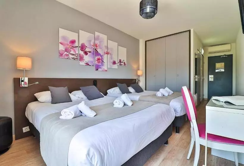 スーペリアの４人部屋, & Restaurant Perla Riviera