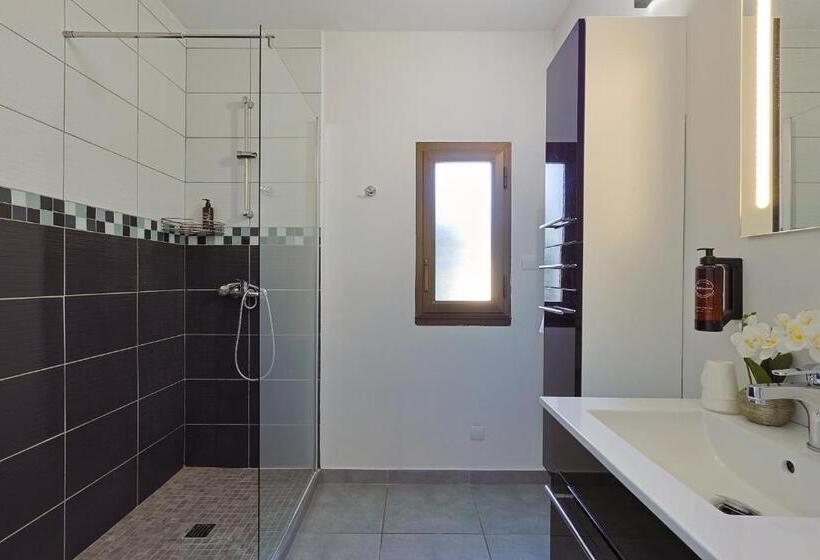 4인용 수피리어 룸, & Restaurant Perla Riviera