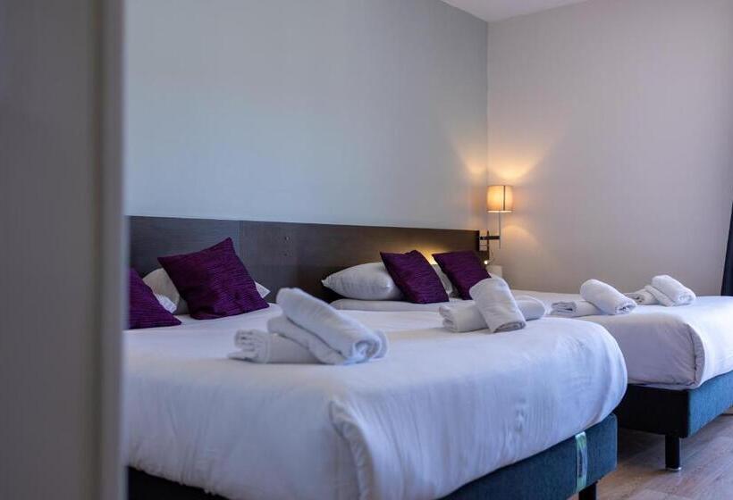 Quarto Superior Quádruplo, & Restaurant Perla Riviera