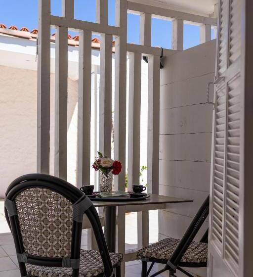 스탠다드 룸 1층, & Restaurant Perla Riviera