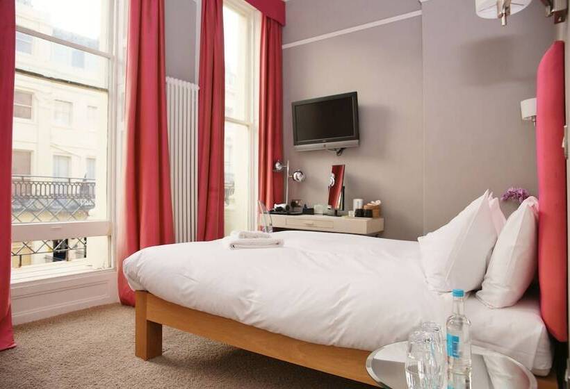 חדר סופריור עם מרפסת, The Oriental  Guest House