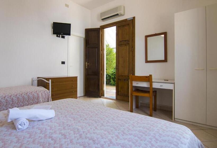 חדר משפחתי, B&b Hotel Souvenir