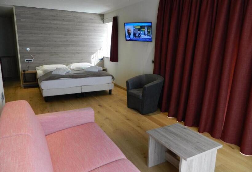 غرفة عائلية, Alba