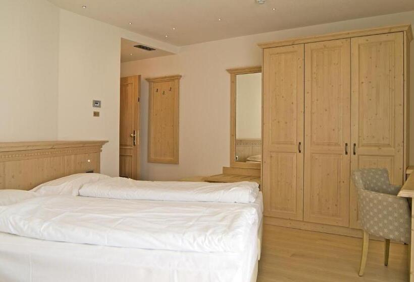 غرفة سوبيريور, Alba