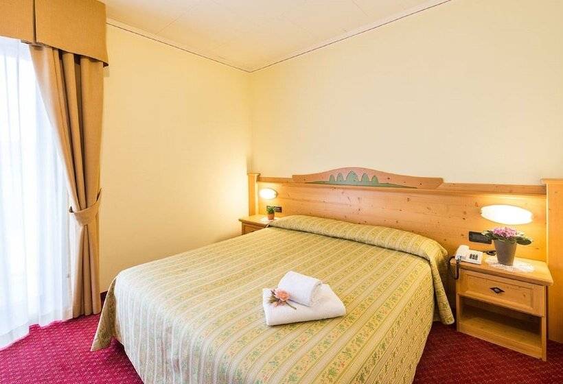 Pokój Standard Widok Jezioro, Ariston