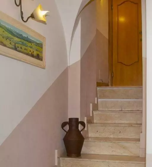 اتاق استاندارد با سرویس بهداشتی مشترک, B&b Garibaldi