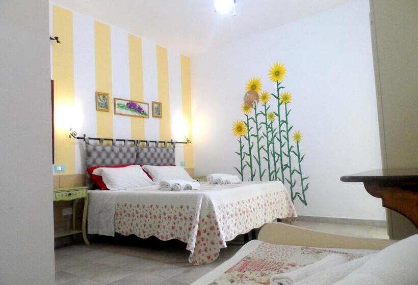 غرفة كلاسيكية ثلاثية, B&b Santa Venardia