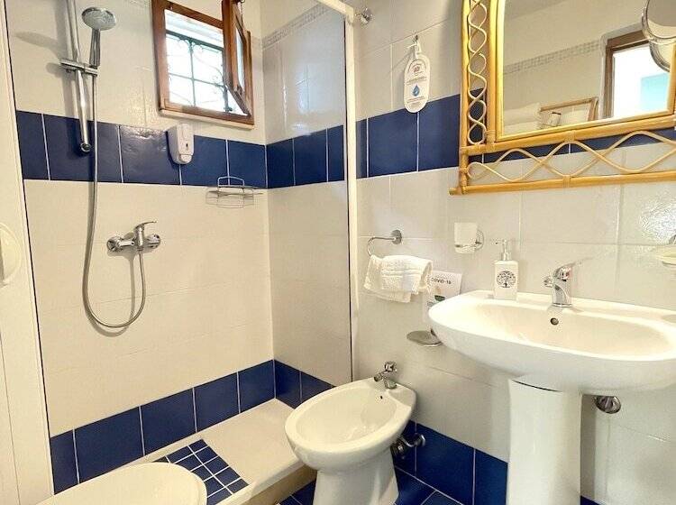 Номер Стандарт, B&b Santa Venardia