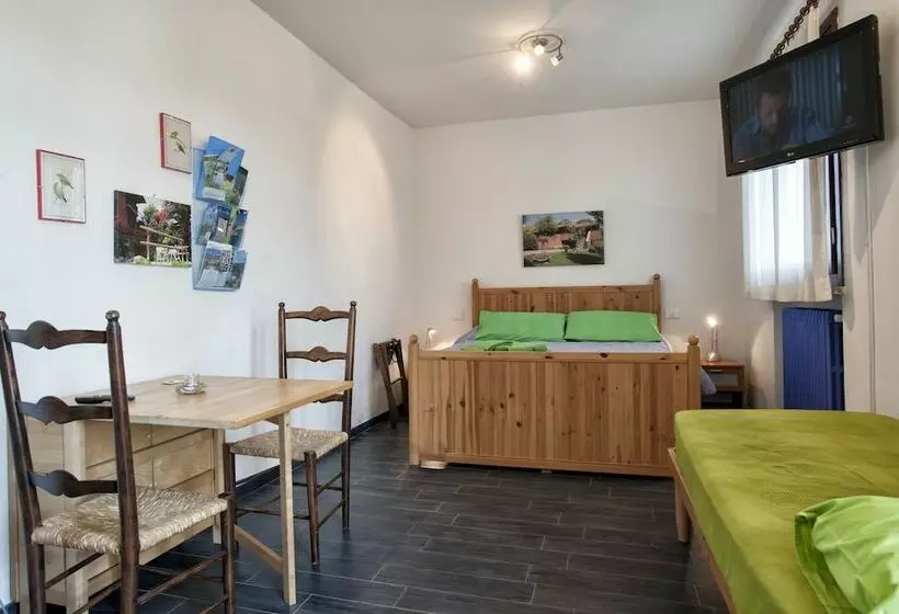 スタンダードルーム, B&b Tana Della Volpe