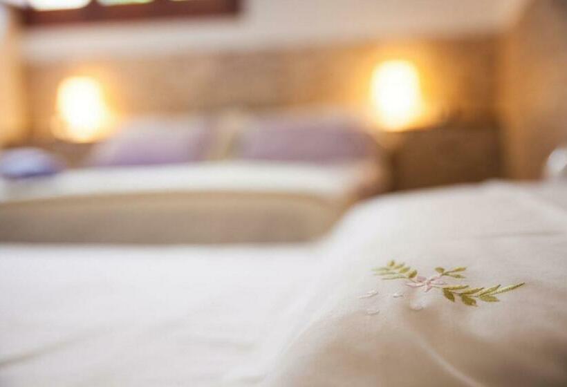 스탠다드 트리플 룸, Beb Villa Amodeo